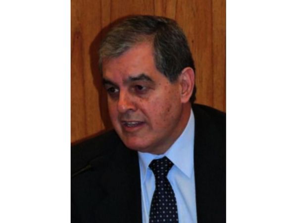 Directivo de ARP llama a una tregua a frigoríficos