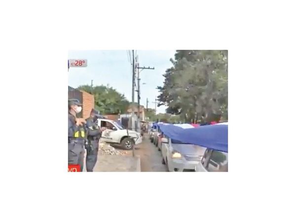 En Ñemby se movilizan en caravana contra el intendente