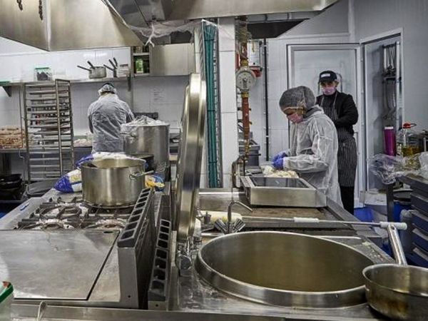 Sector gastronómico pide responsabilidad compartida durante la fase 3