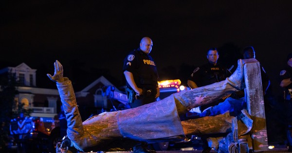 Derribadas, decapitadas o vandalizadas: cinco estatuas polémicas