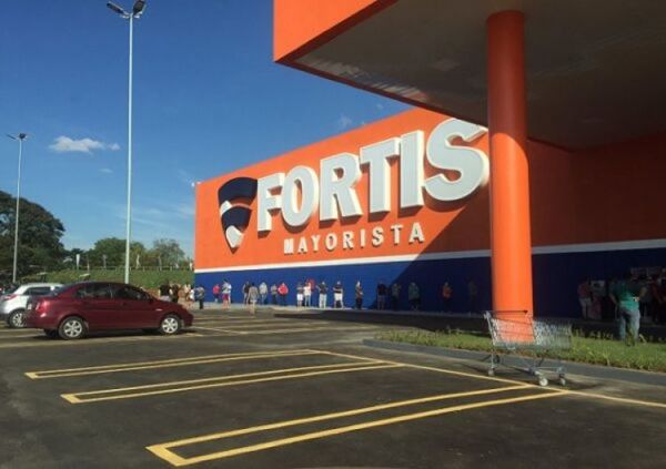 Fortis sostiene que son fotos distorsionadas las que corren