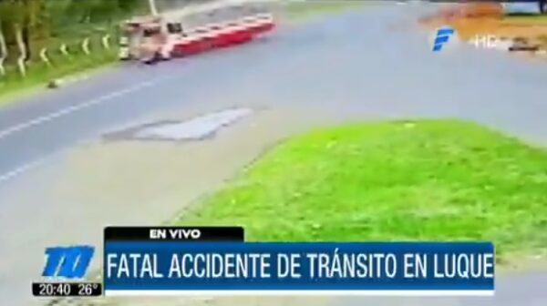 Motociclista muere tras chocar contra bus en Luque
