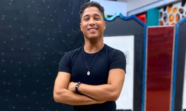 Manni Delvalle muestra cómo se cuida del coronavirus