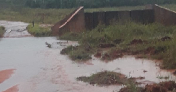 Pobladores de San Joaquín emplazan al intendente por dos puentes caídos
