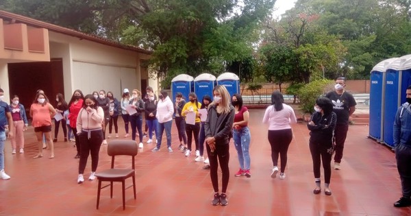 Tras cumplir cuarentena, volvieron a sus casas 43 compatriotas que regresaron de Chile
