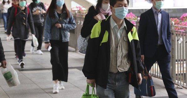 China instaura restricciones por temor a un rebrote, mientras hoy reporta 57 nuevos casos de COVID-19