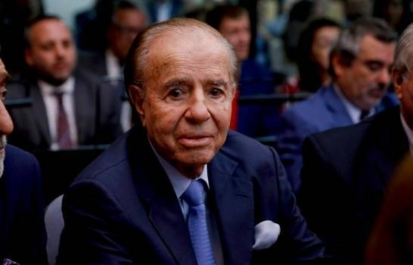 HOY / Internaron a Carlos Menem por presunta neumonía