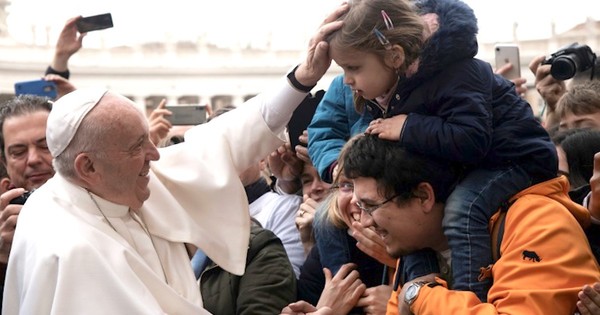 El Papa insta al “fin de la violencia” en Libia