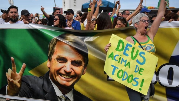 Bolsonaristas piden intervención militar frente a cuartel general de Ejército » Ñanduti