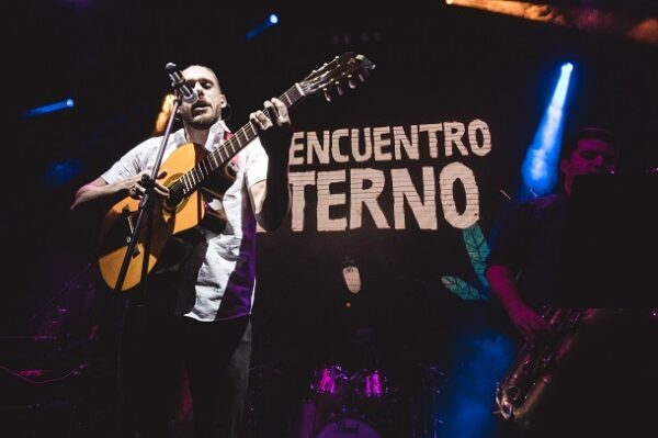 Néstor Ló y los Caminantes junto Gustavo Cabaña anuncian show por el Día del padre