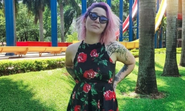 Andrea Valobra defiende a los niños en redes sociales
