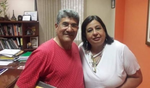 Compatriotas no consiguen retornar, mientras hijo de senadora lo hace en horas