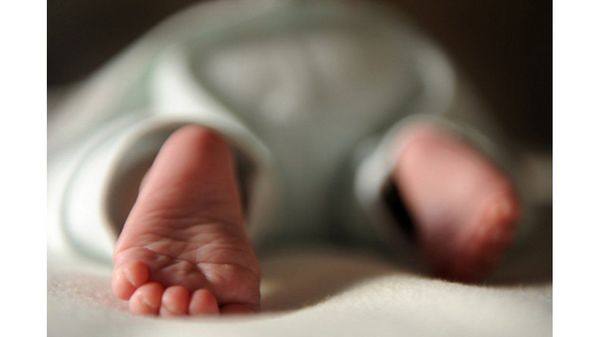 Beba de 13 meses se encuentra en terapia intensiva por presunto maltrato – Prensa 5