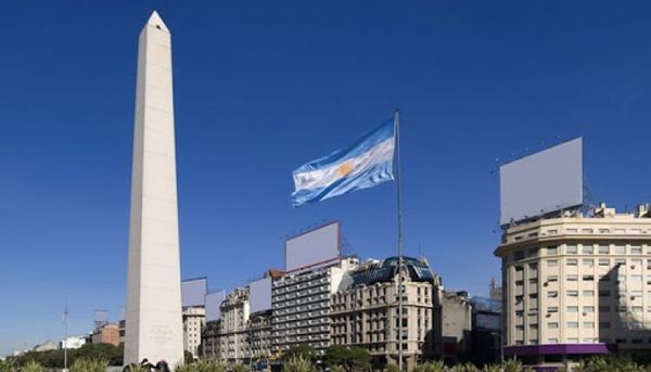 Ascienden a más de 800 las muertes por coronavirus en Argentina
