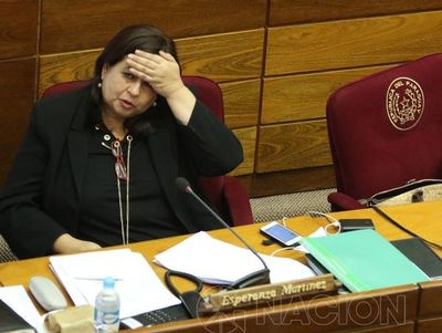 Eduardo González: Esperanza Martínez se expone a la pérdida de investidura - ADN Paraguayo