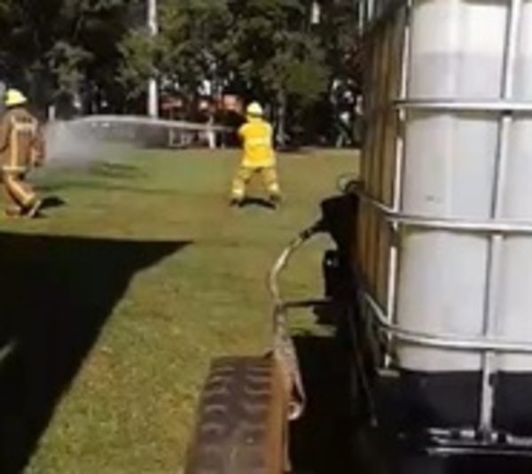 Bomberos de Itapúa fabrican su propia motobomba - Paraguay.com