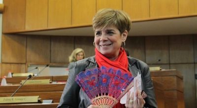 Desirée habla de presión y lavado tras habilitación de patios de comidas