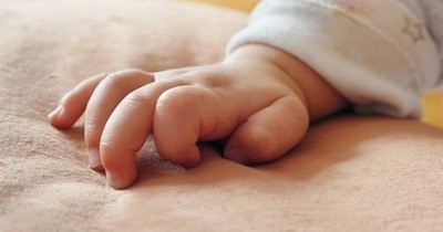 Fiscalía ordena inspección de beba por médico forense