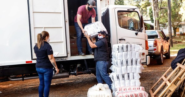 Entregaron más de 8.400 kilos de víveres