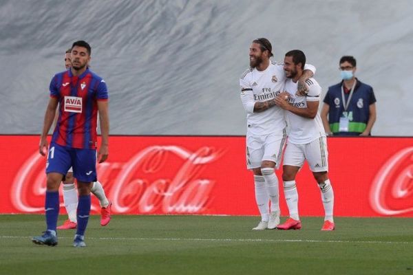 Real Madrid no falla y le sigue el paso al Barcelona