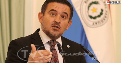 Petta sigue siendo ministro no por su buena gestión, sino por ser pastor