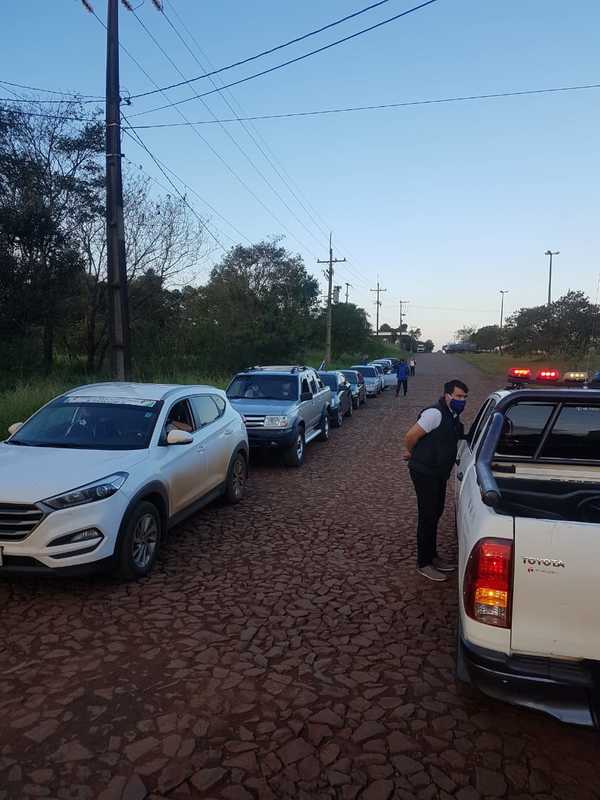 Caravana y bocinazo en Minga Guazú contra el intendente Digno Caballero