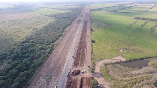 Ejecutan proyectos en el Chaco con inversión de US$ 2.100 millones por medio del MOPC