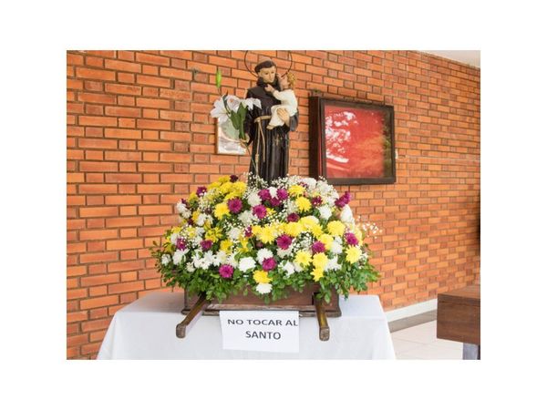 Iglesia duplicará las misas diarias para llegar a todos