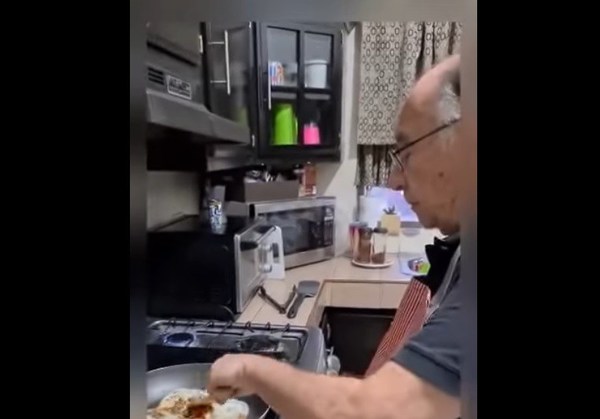 |VIDEO| Abuelo de 80 años perdió su empleo a causa del coronavirus y ahora tiene un canal en YouTube