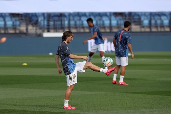 Modric quiere retirarse en el Real Madrid - Fútbol - ABC Color