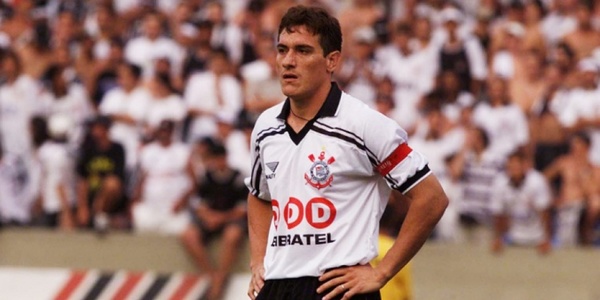 Carlos Gamarra, elegido como el mejor extranjero de la historia del Corinthians