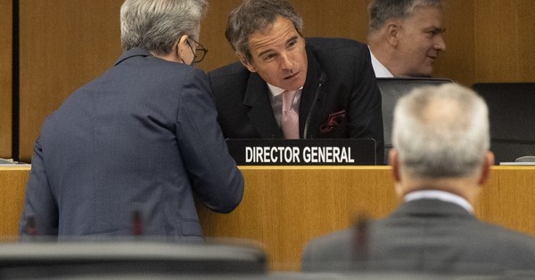 Comienzan delicadas negociaciones sobre el programa nuclear iraní en Viena