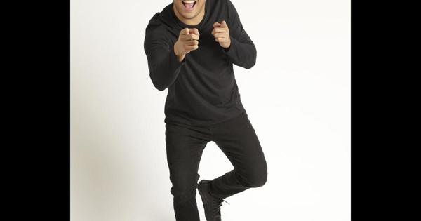 Manni Delvalle presenta Re-inventado