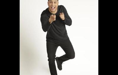 Manni Delvalle presenta Re-inventado