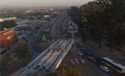 HOY / Primer puente del Corredor Botánico está en fase final de construcción