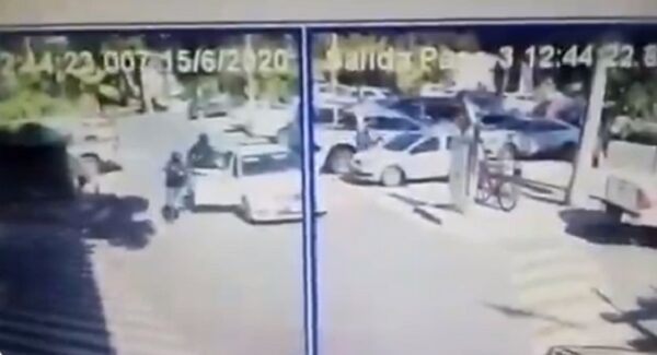 Reportan asalto tipo comando en estacionamiento de shopping