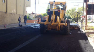 HOY / Siguen trabajos de mejoramiento de calles que conectan al microcentro