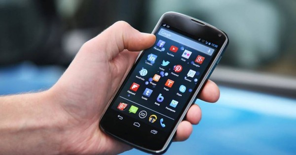 Aparatos celulares y televisores registran importante caída en las importaciones