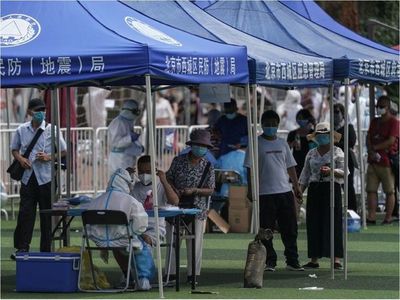 La OMS confirma rebrote viral en China con más de 100 contagios