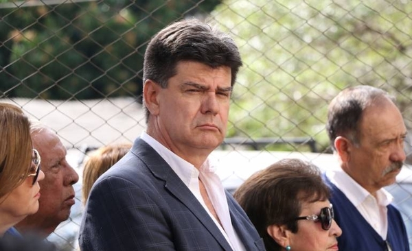 HOY / Dirigente liberal declaró ante fiscal y hundió más a Alegre