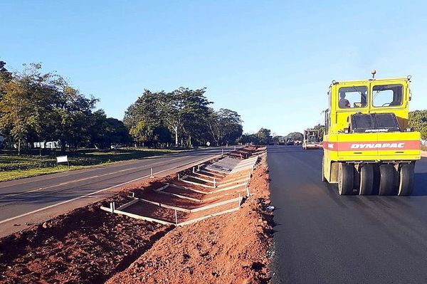 Desvíos del tránsito en la ruta PY02 - Economía - ABC Color