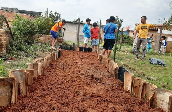 Huerta comunitaria en el Bañado - Sociales - ABC Color