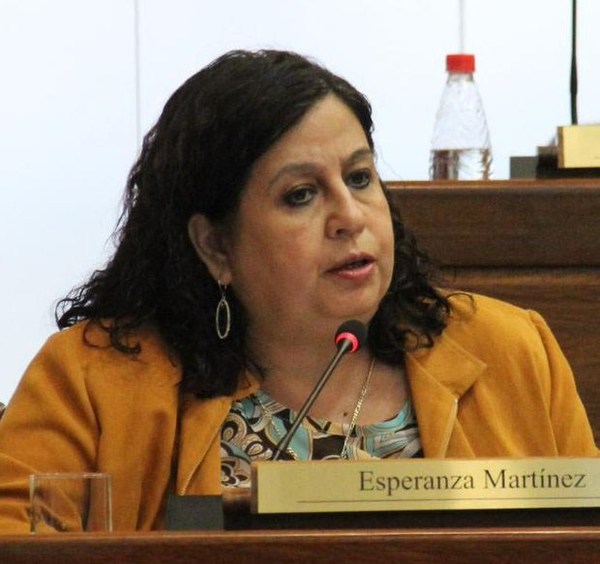 Pérdida de investidura de Esperanza Martínez no avanzaría por acuerdo entre Añetete y Frente Guasu - ADN Paraguayo