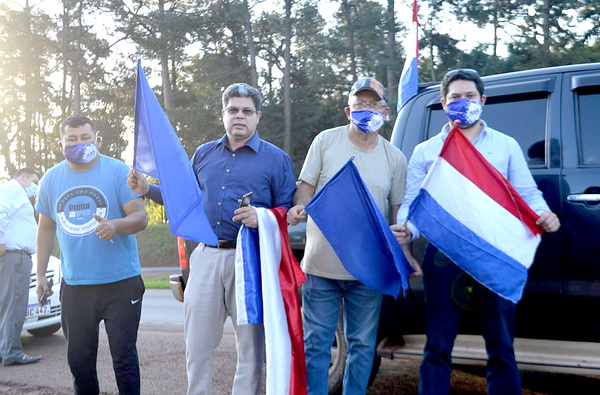 Caravana en apoyo a Efraín Alegre en Ciudad del Este