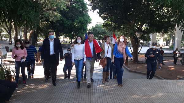 Alegre afirma que Cartes tiene el control sobre la Fiscalía y el Poder Ejecutivo - Megacadena — Últimas Noticias de Paraguay
