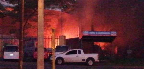 Hermano del fallecido en la explosión de Villa Elisa irá a terapia intensiva por traumatismo de tórax » Ñanduti
