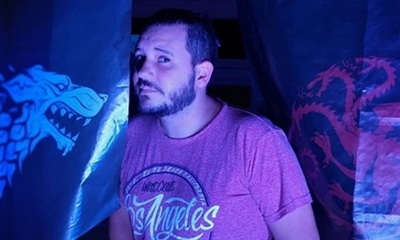 José Ayala no se quiere peinar