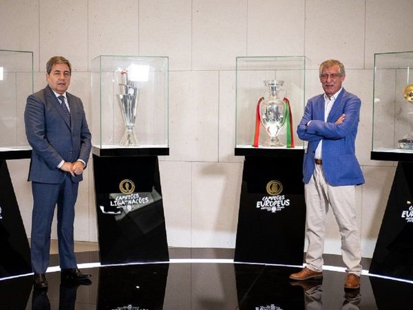 Portugal renueva con el seleccionador Fernando Santos