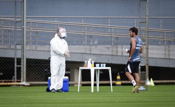 HOY / Río quiere retomar fútbol esta semana, pero Fluminense y Botafogo se resisten