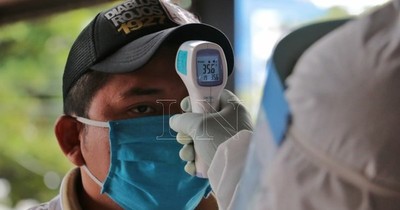 Instan al uso de mascarilla facial hasta que exista una vacuna